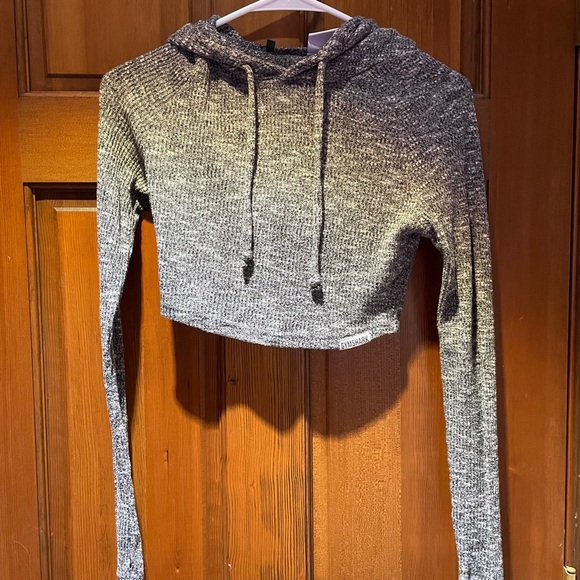 Grey cropped long sleeve shirt - Picture 2 of 2